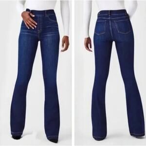 SPANX Flare Jeans in Midnight Shade Size Small